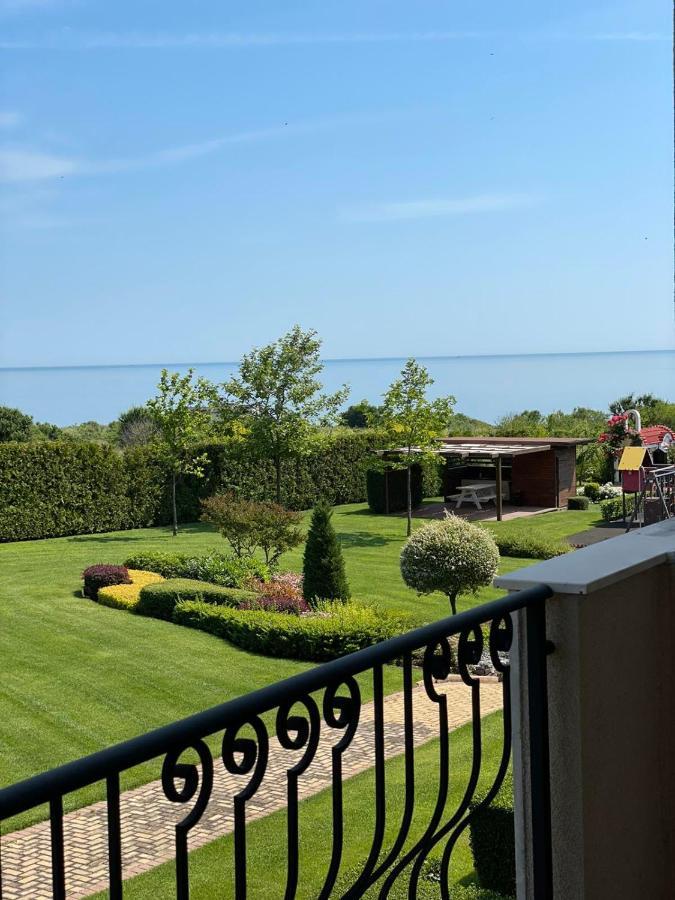 Provence Deluxe Apartment In Atia Resort Chernomorets Exterior photo
