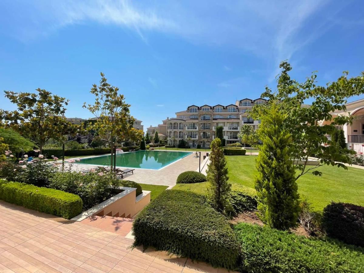 Provence Deluxe Apartment In Atia Resort Chernomorets Exterior photo