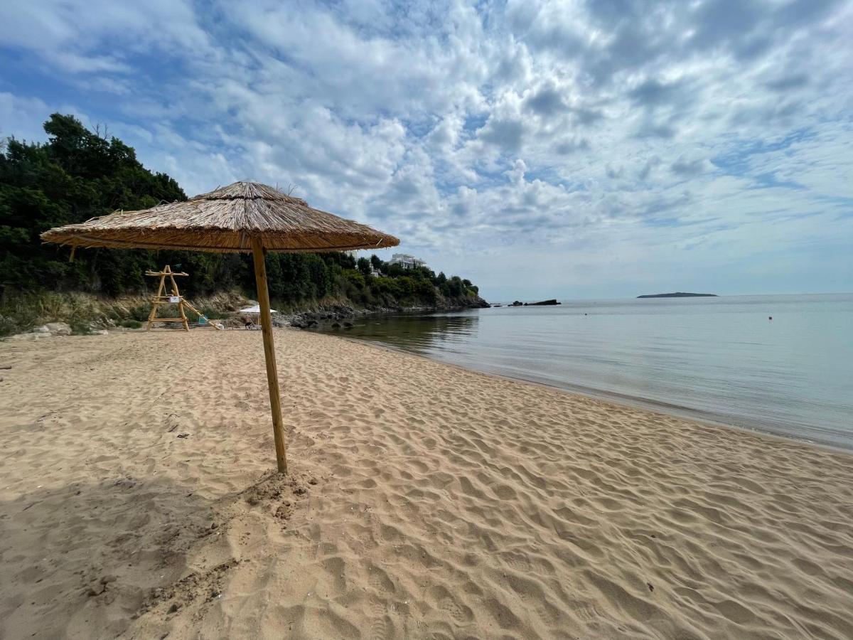 Provence Deluxe Apartment In Atia Resort Chernomorets Exterior photo